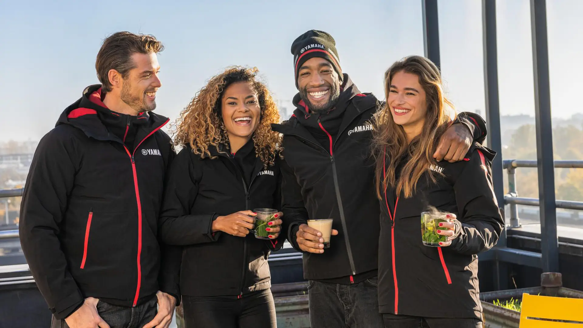 Yamaha kledingcollecties voor 2023 combineren stijl met functionaliteit en elegantie 14 yamaha kledingcollecties voor 2023 combineren stijl met functionaliteit en elegantie c