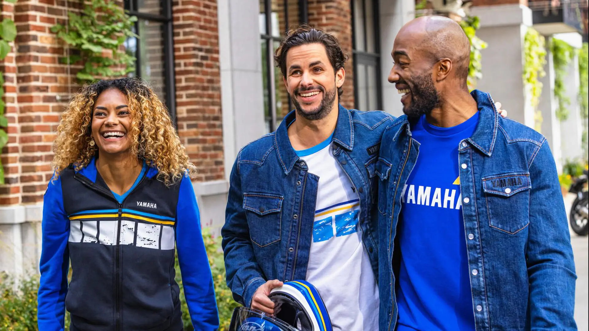 Yamaha kledingcollecties voor 2023 combineren stijl met functionaliteit en elegantie 4 yamaha kledingcollecties voor 2023 combineren stijl met functionaliteit en elegantie n