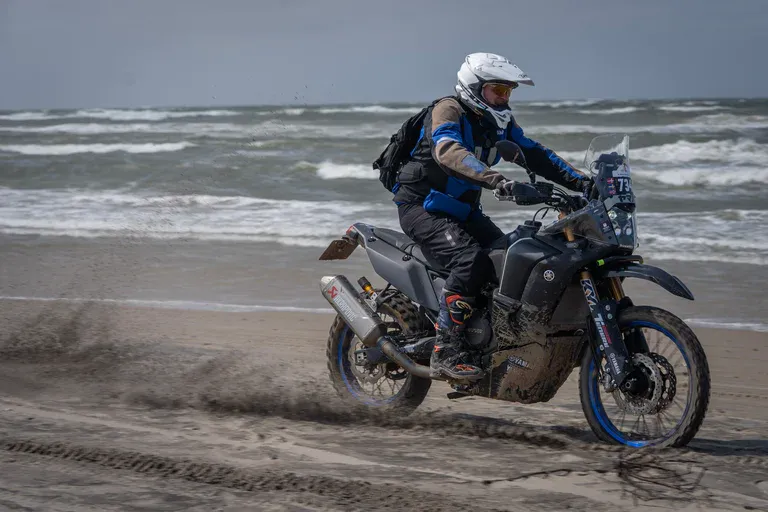 imgi 108 travel trophy